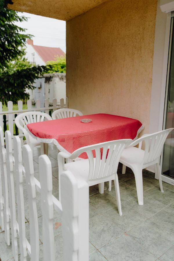 Nyirfa Apartman Vonyarcvashegy Luaran gambar
